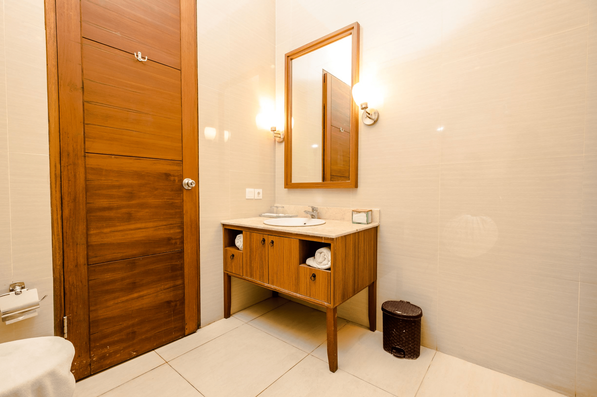 Bathroom 9