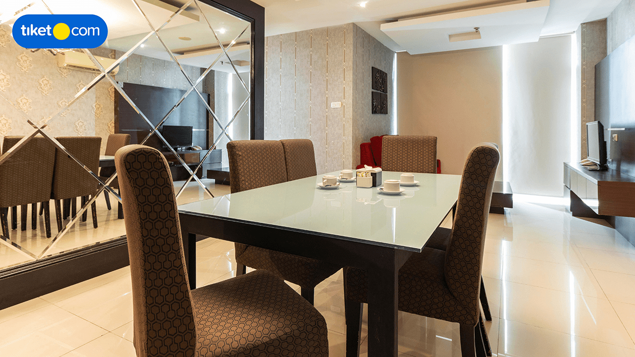 Living Area 31