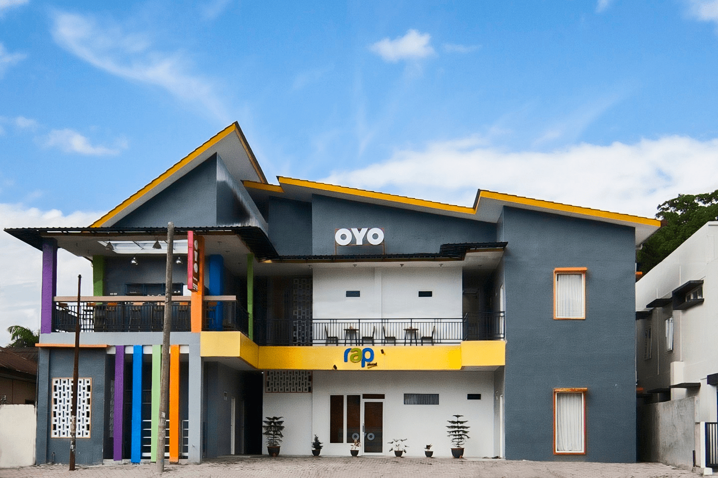 Exterior & Views 1, OYO 1095 RAP Hotel (tutup sementara), Toba