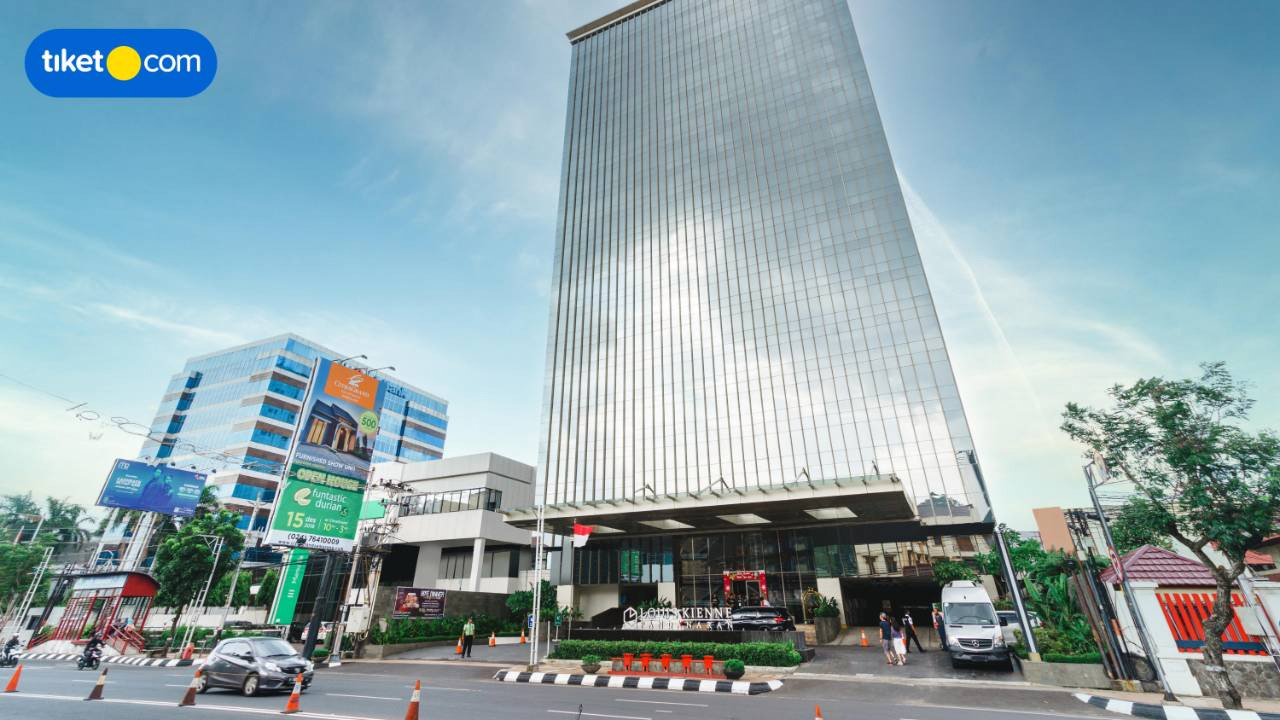 Exterior & Views 1, Louis Kienne Hotel Pandanaran, Semarang