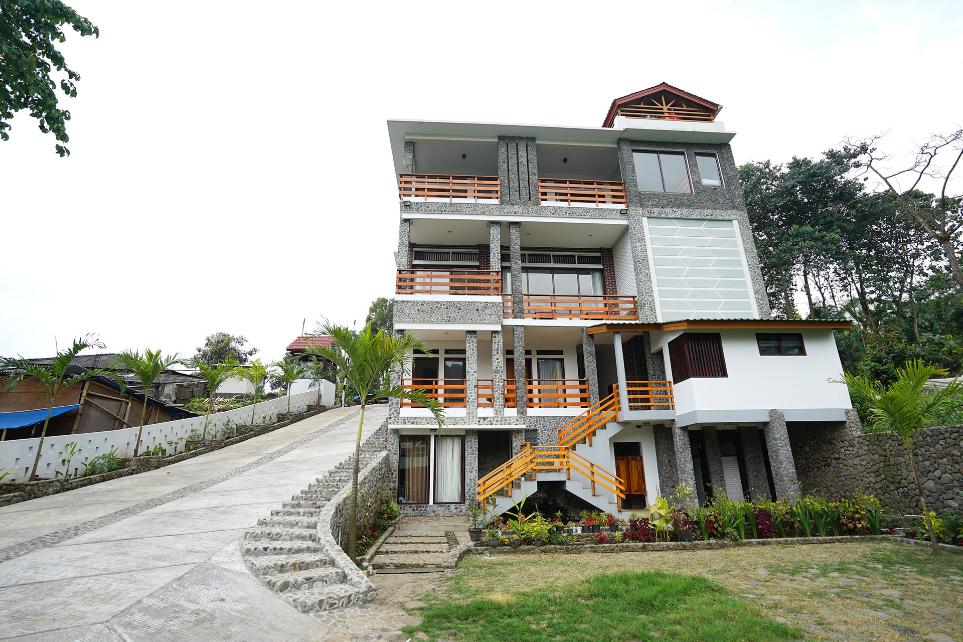Exterior & Views 2, OYO 904 Defada Village, Probolinggo