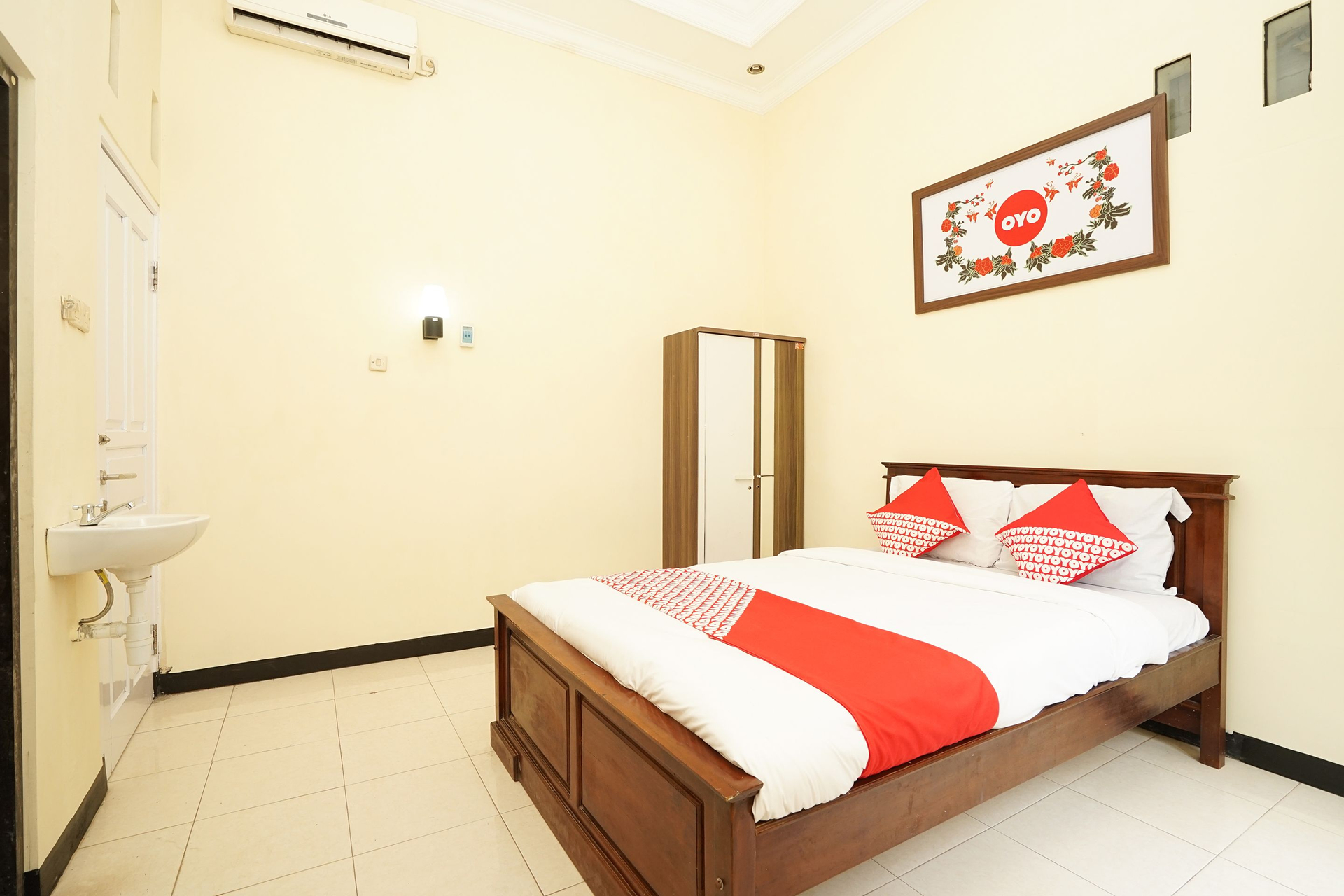 Bedroom 1, OYO 587 Penginapan Sinar Harapan (tutup sementara), Probolinggo