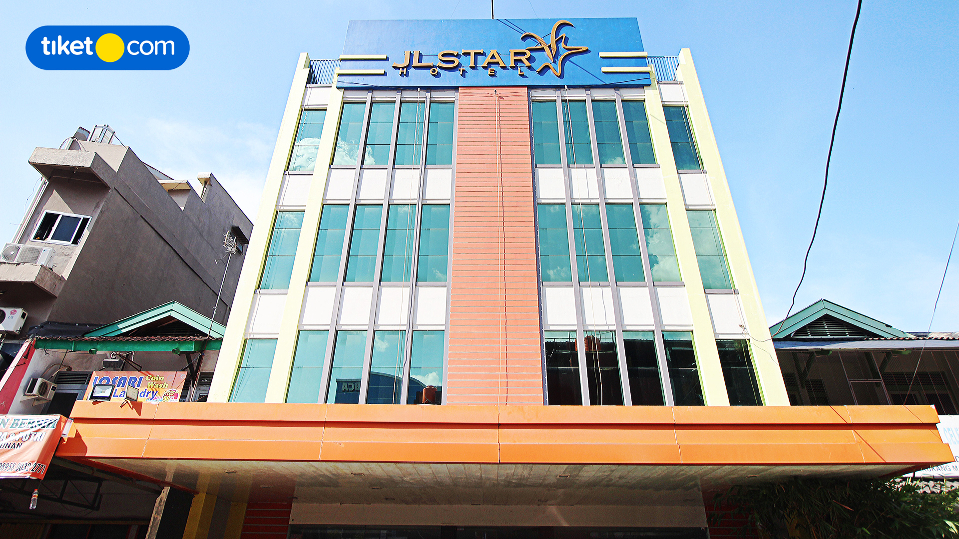 JL Star Hotel, Makassar