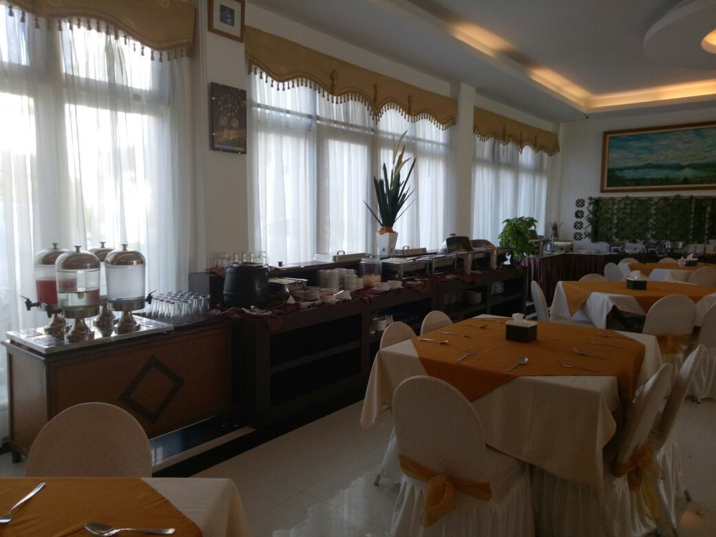Food & Drinks 5, Gran Malindo Hotel, Bukittinggi