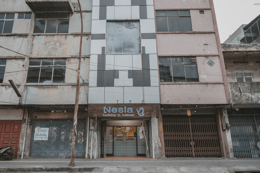 Exterior & Views, RedDoorz @ Jalan Pemuda Medan, Medan