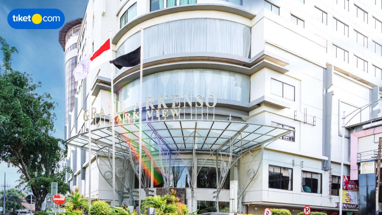 Exterior & Views 1, Hotel Grand Arkenso Parkview Simpang Lima Semarang, Semarang