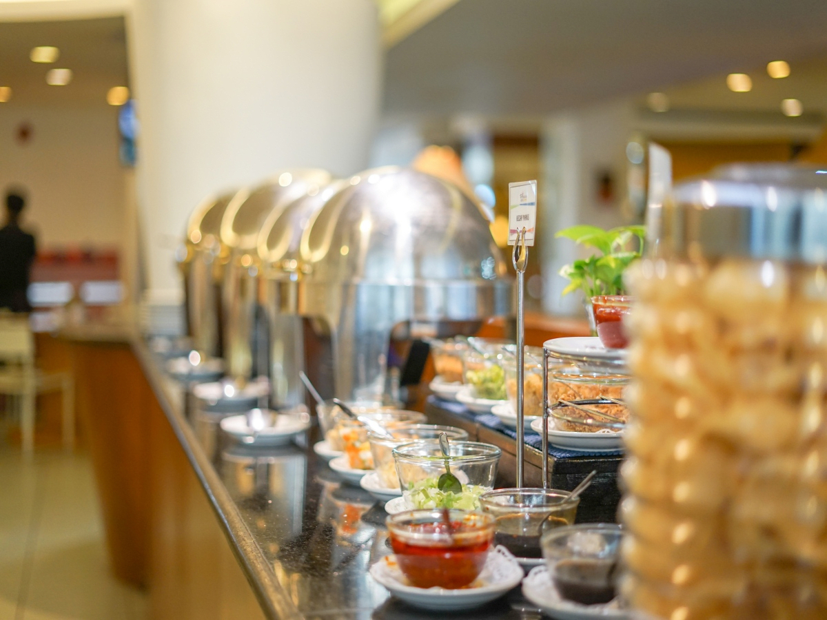 Food & Drinks