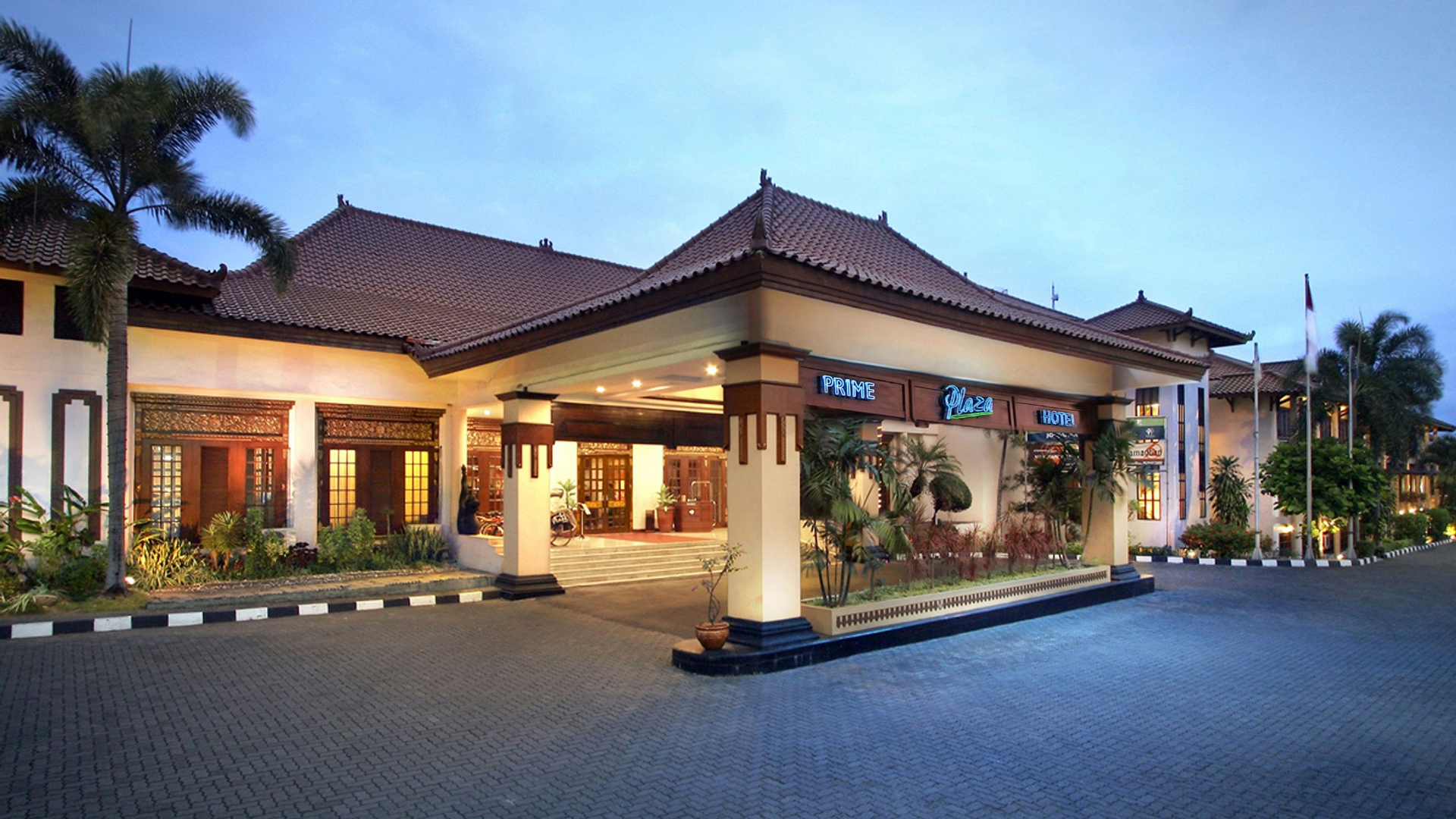 Exterior & Views 2, Prime Plaza Hotel Jogjakarta, Yogyakarta