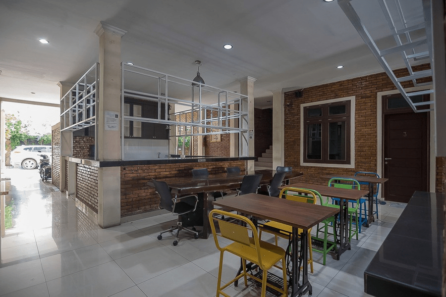 Public Area 3, RedDoorz Plus near Cambridge City Square 2, Medan
