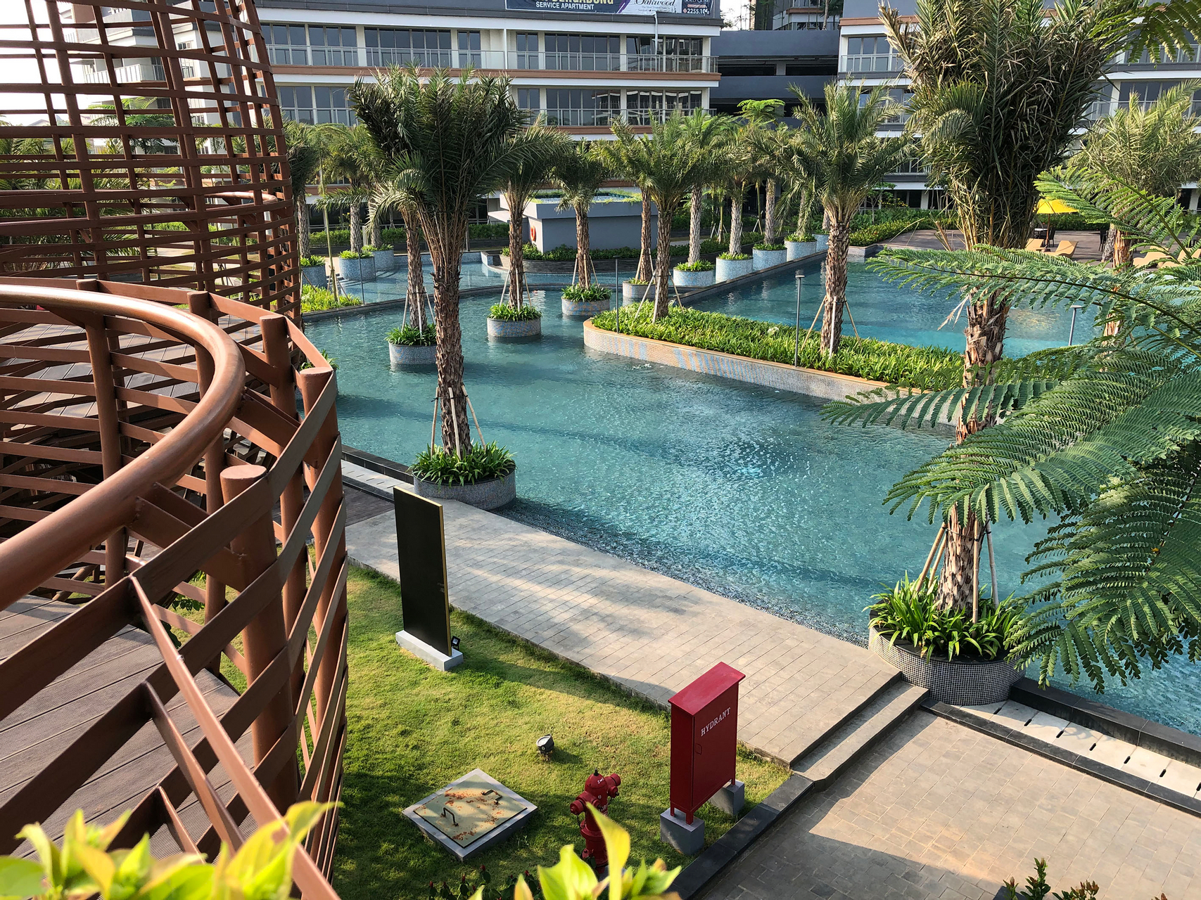Sport & Beauty 1, Gold Coast PIK Sea View Apartments by LongeSuites, North Jakarta