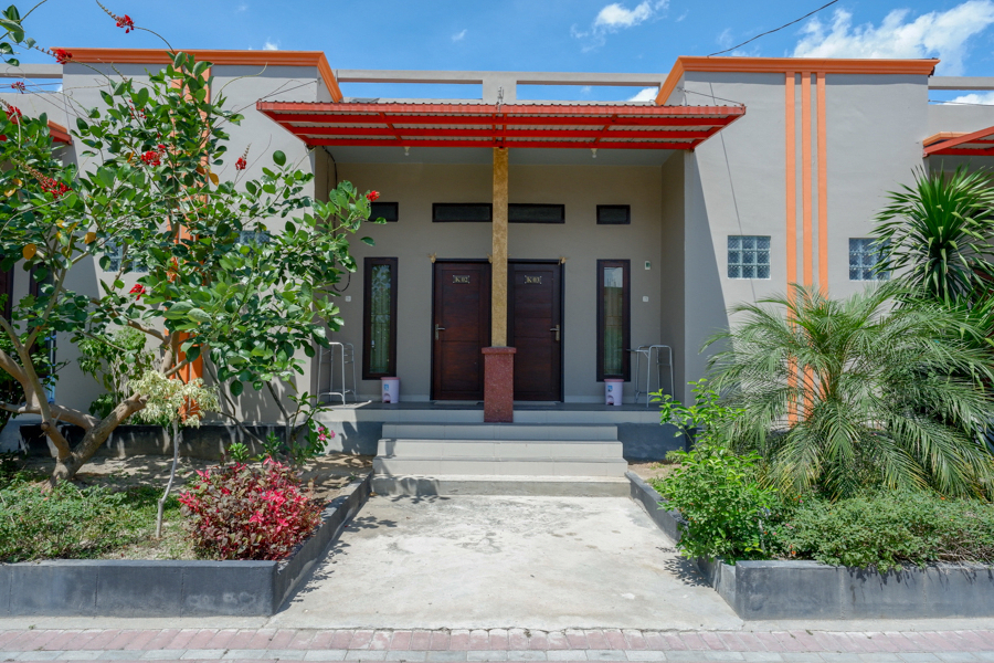 RedDoorz near Taman Makam Pahlawan Tatura, Palu