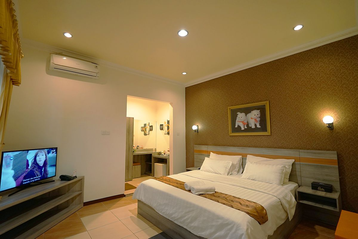 Bedroom 2, Patria Plaza Hotel, Blitar