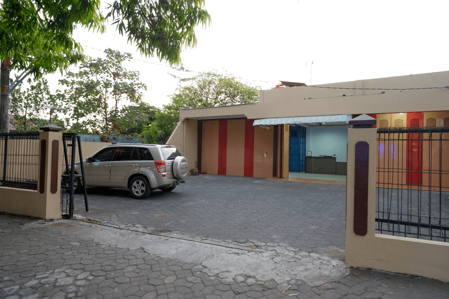 Exterior & Views 4, RedDoorz near GOR Satria 3, Banyumas