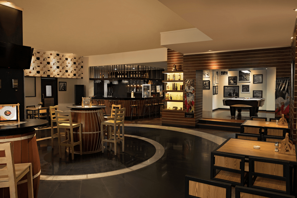 Food & Drinks