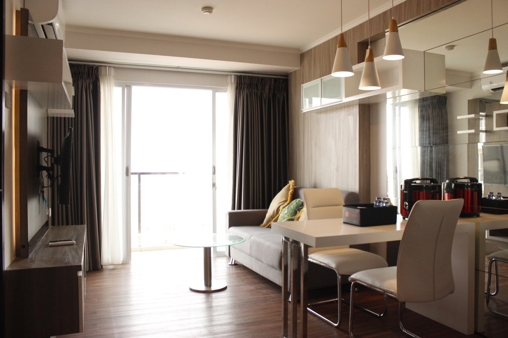Classic 2BR Apartment At Gateway Pasteur near Exit Toll By Travelio, Bandung