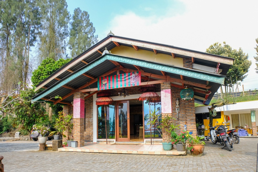 RedDoorz near STAB Syailendra Kopeng, Semarang