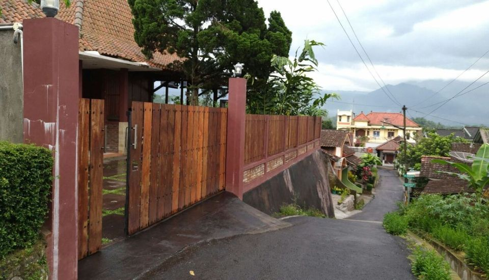 Exterior & Views 1, Villa Arumdalu by Tetirah, Salatiga