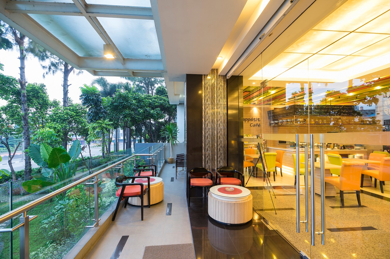 Exterior & Views 3, Royal City Hotel Tomang Jakarta, Jakarta Pusat