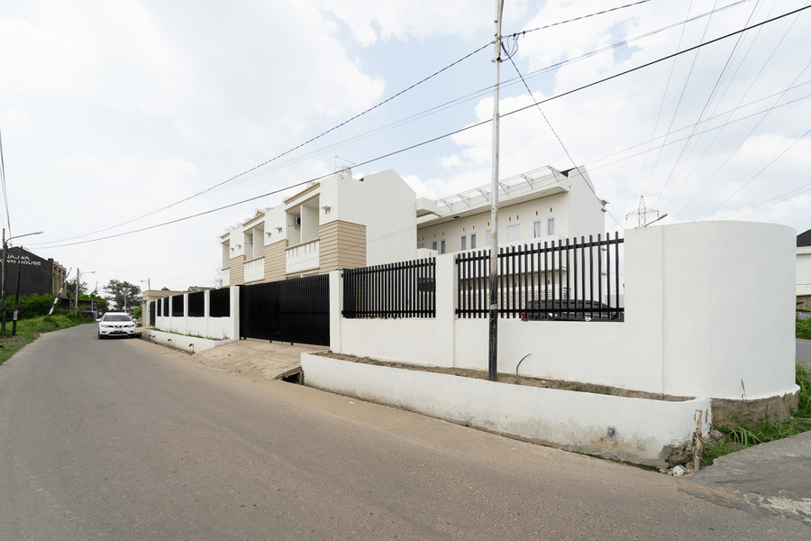 Exterior & Views 4, RedDoorz near Griya Agung Palembang, Palembang