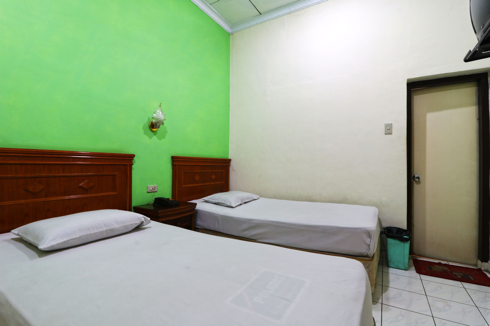 Bedroom 3, Hotel Sumatera, Medan