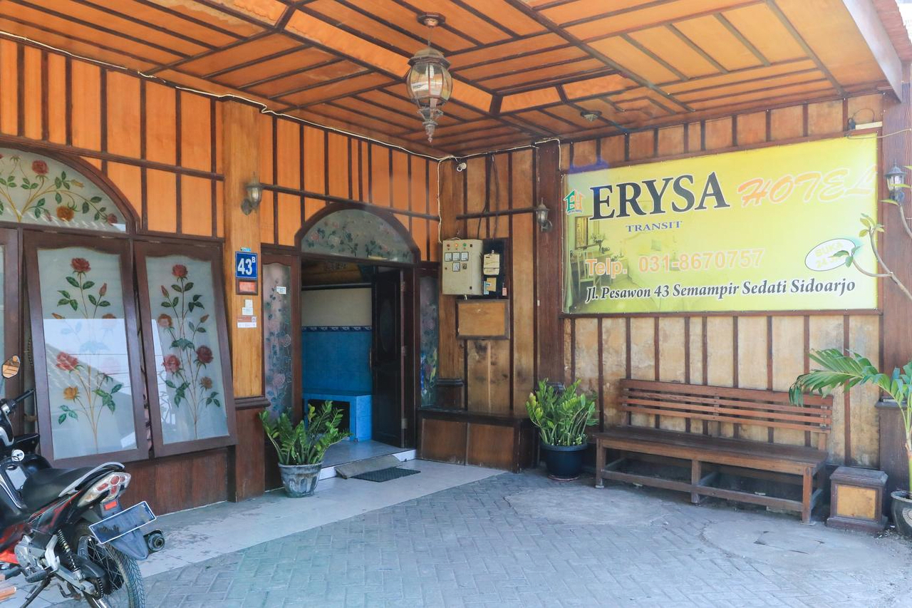 Exterior & Views 1, Erysa Hotel, Surabaya