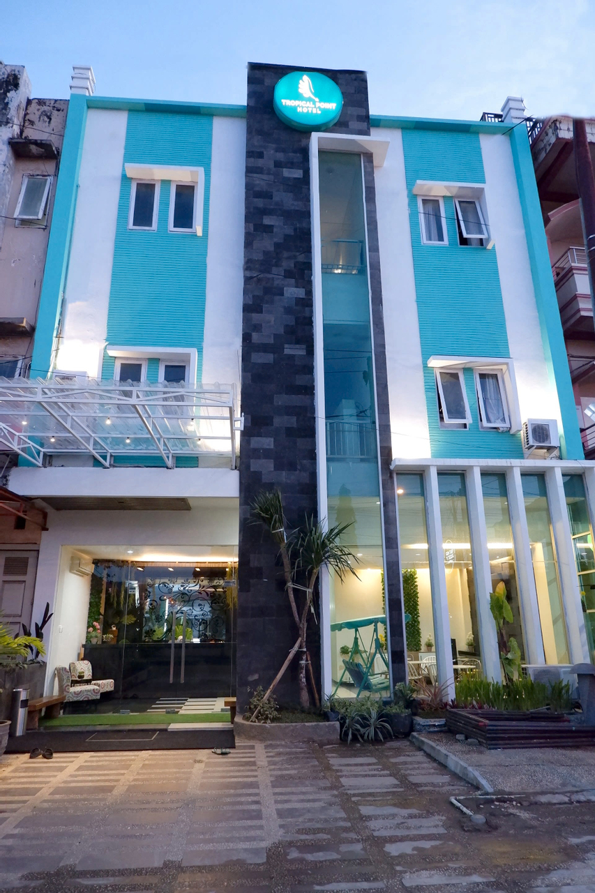 Exterior & Views, Tropical Point Hotel Syariah, Kendari