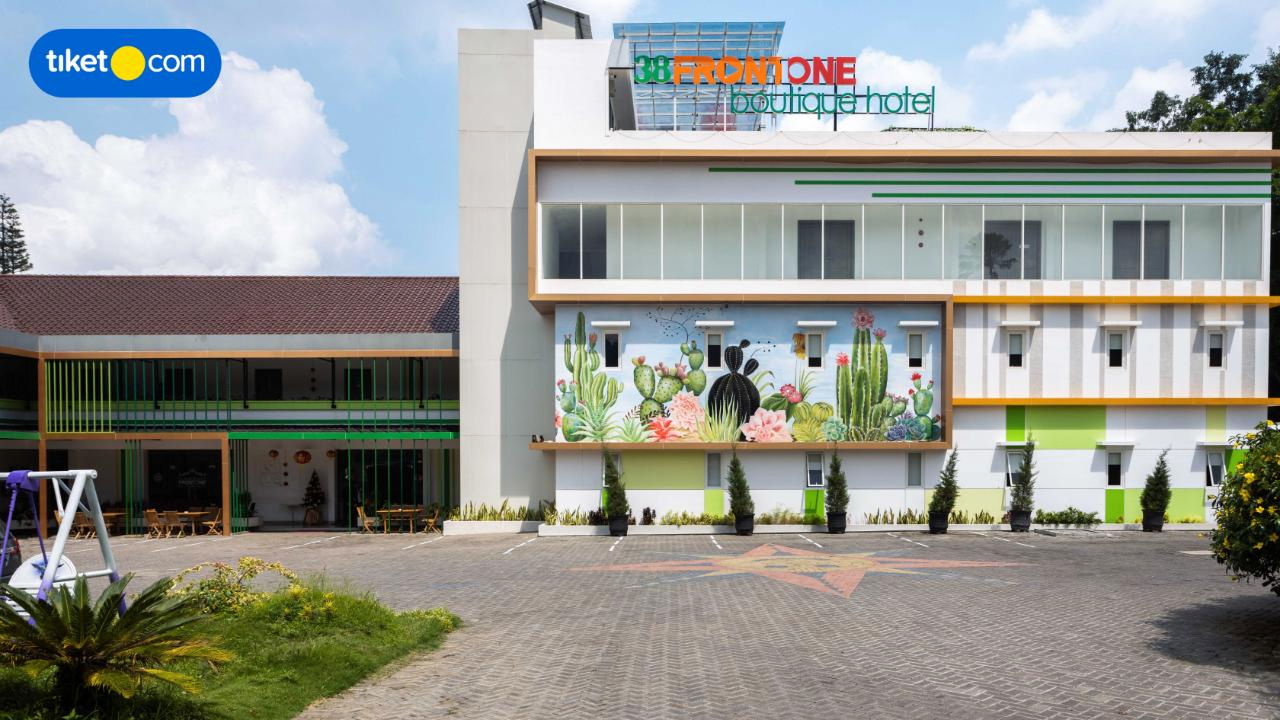 Exterior & Views 1, Three Eight Front One Boutique Batu Malang, Malang