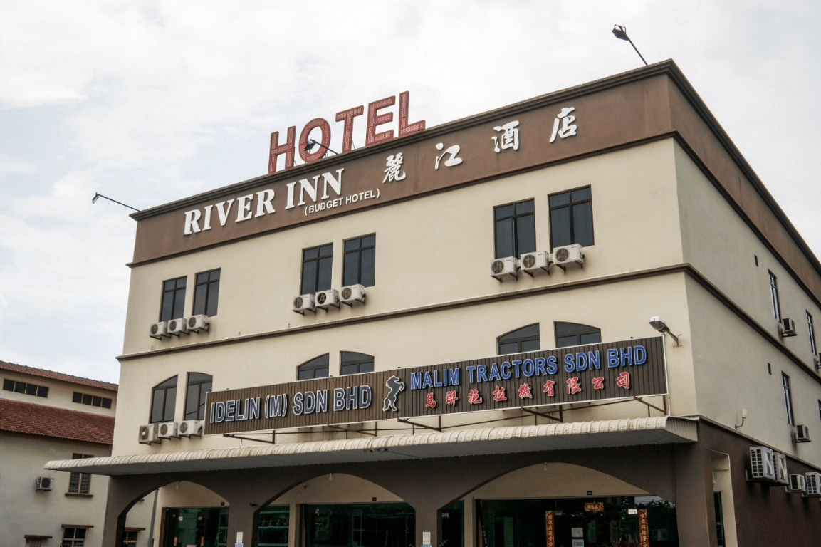 OYO 301 River Inn Hotel, Seberang Perai Utara