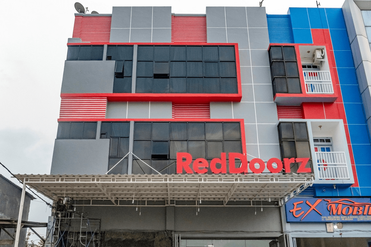 Reddoorz Plus near Millenium ICT Centre Medan 2, Medan