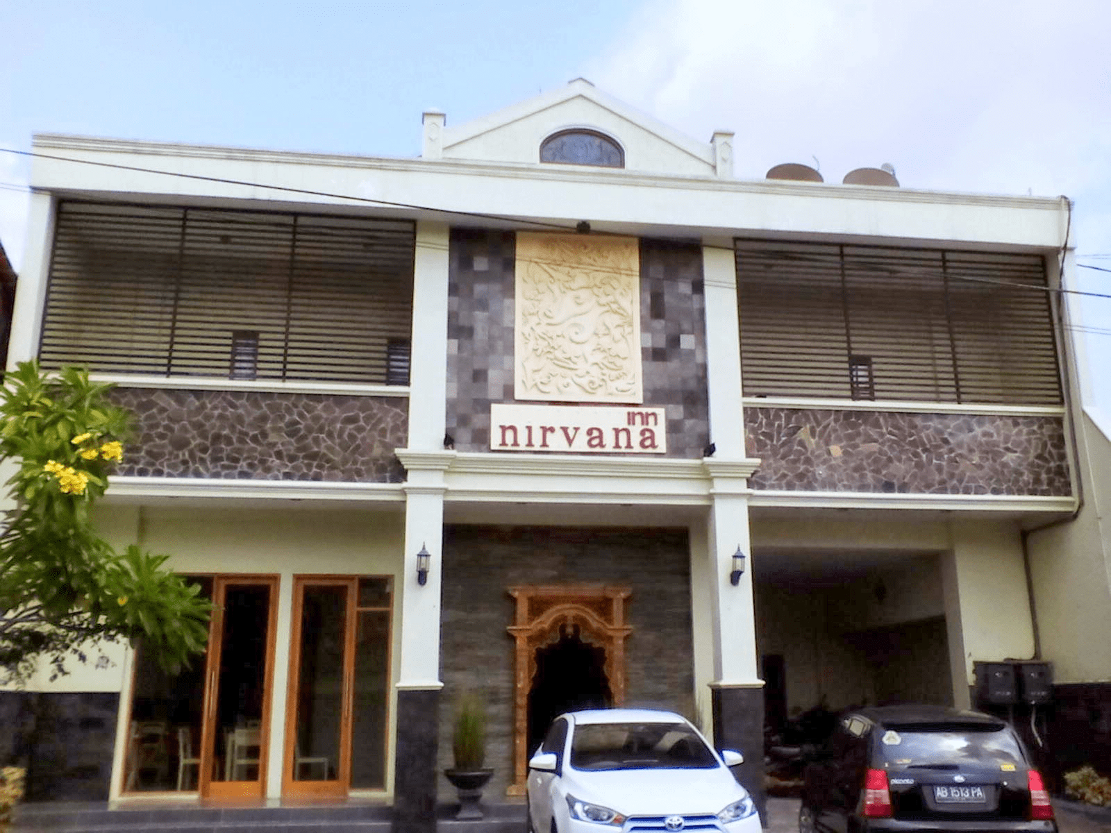 Exterior & Views, Nirvana Inn Wahid Hasyim, Yogyakarta