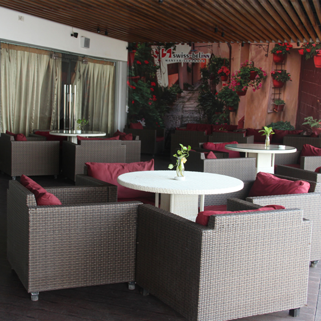 Food & Drinks 3, Swiss-Belinn Manyar, Surabaya