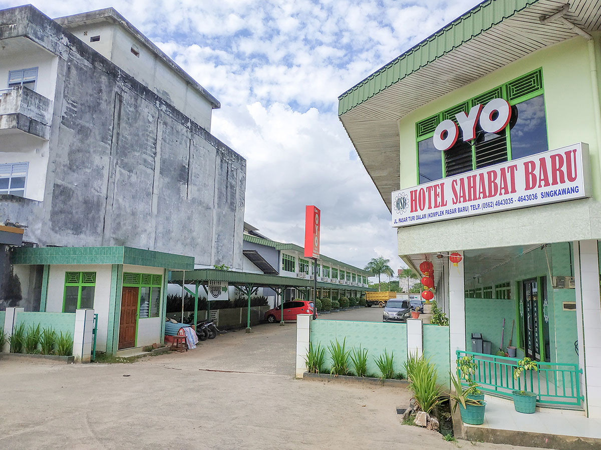 OYO 3098 Hotel Sahabat Baru, Singkawang