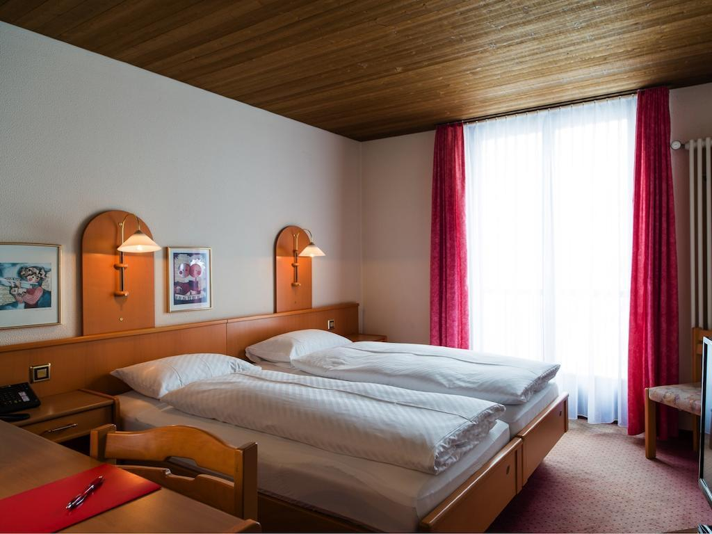 Bedroom 3, Terrace, Obwalden