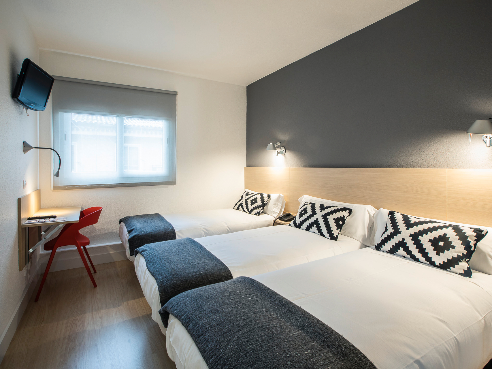 Single Standard Room or Other Beds