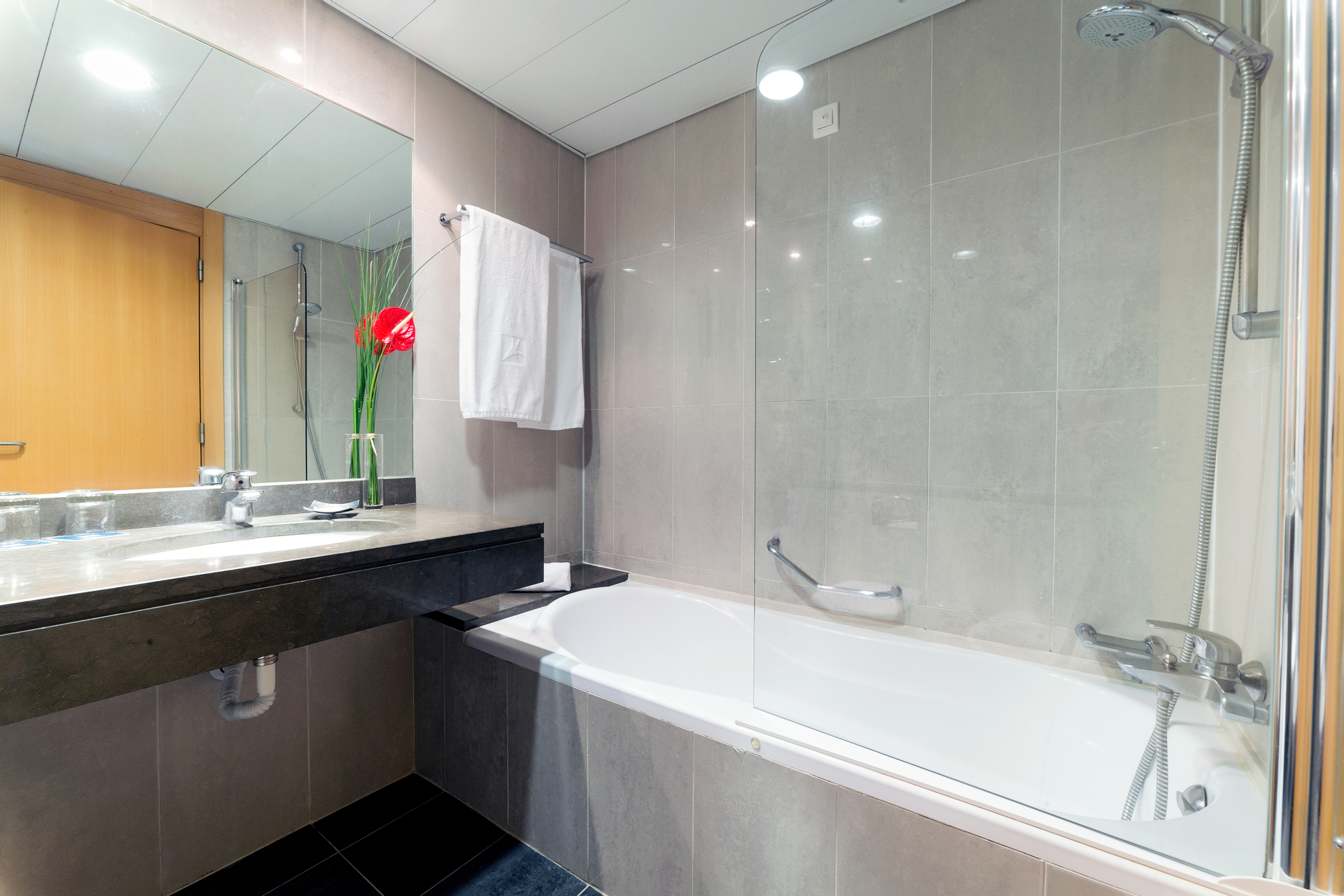 Kamar Standard Double atau Ranjang Lain