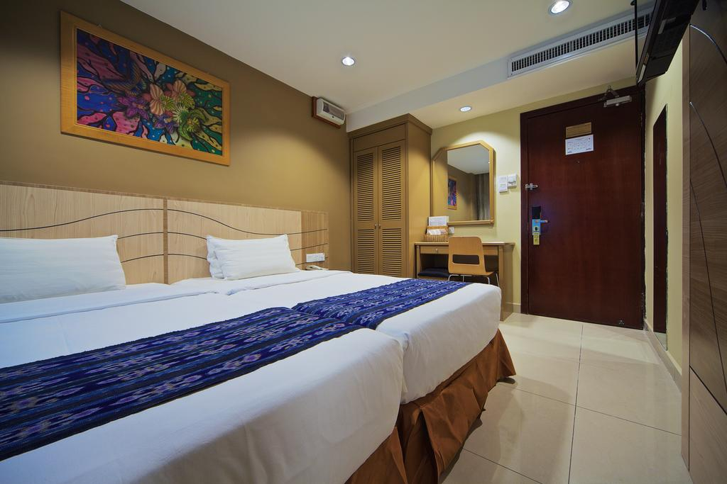Room 3