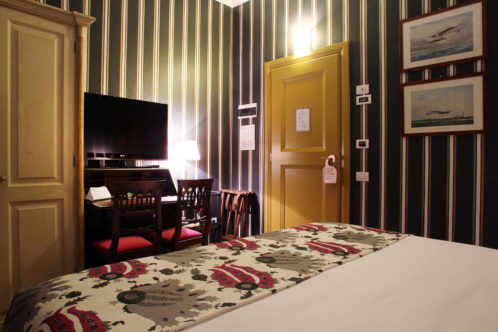 Room 3
