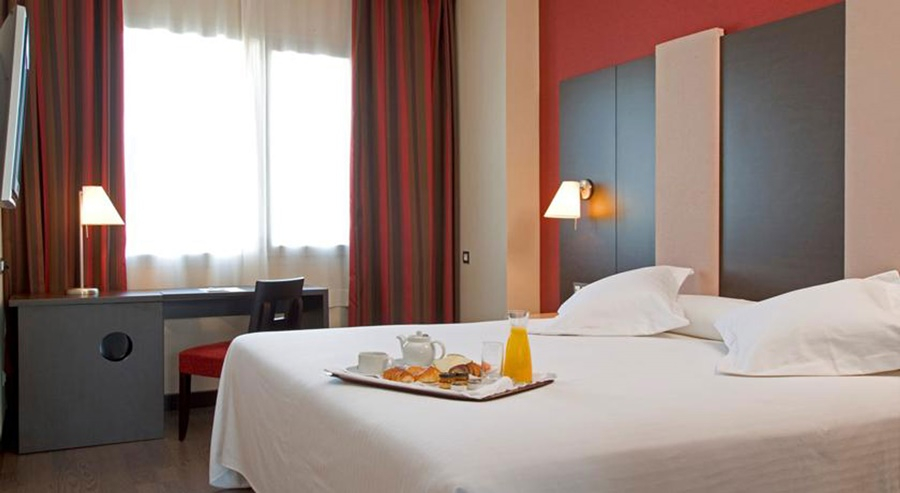 Bedroom, Hotel Agustinos, Navarra