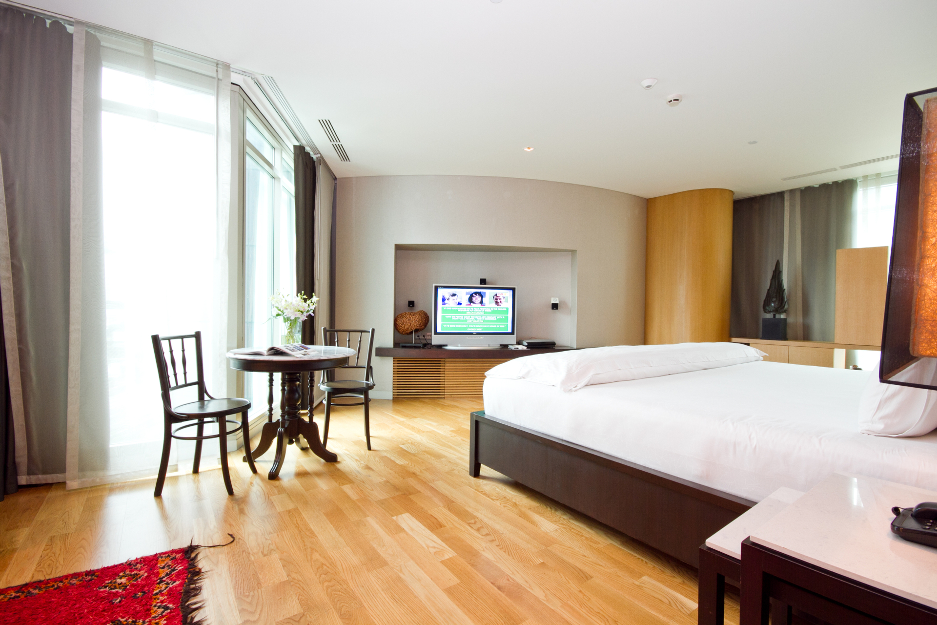 Room 9