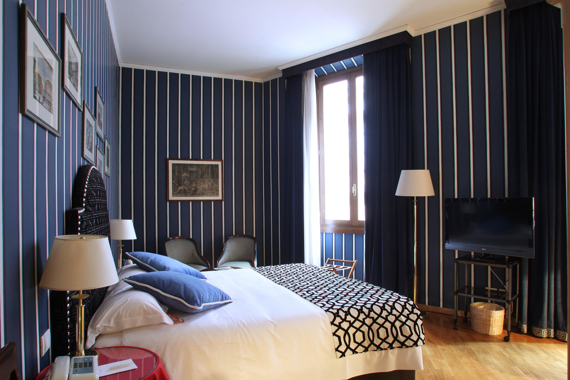 Double Deluxe Room