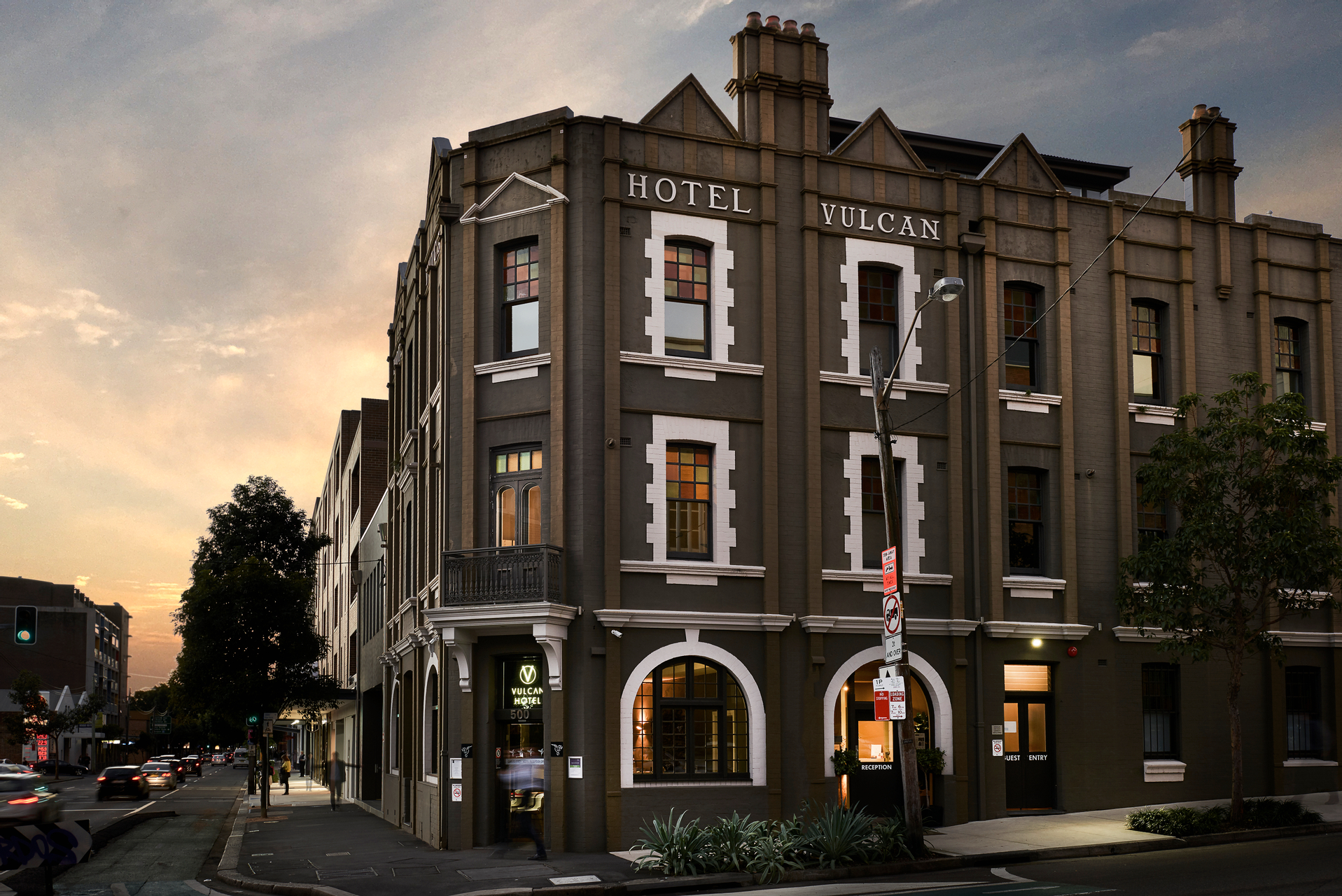 Vulcan Hotel Sydney, Sydney