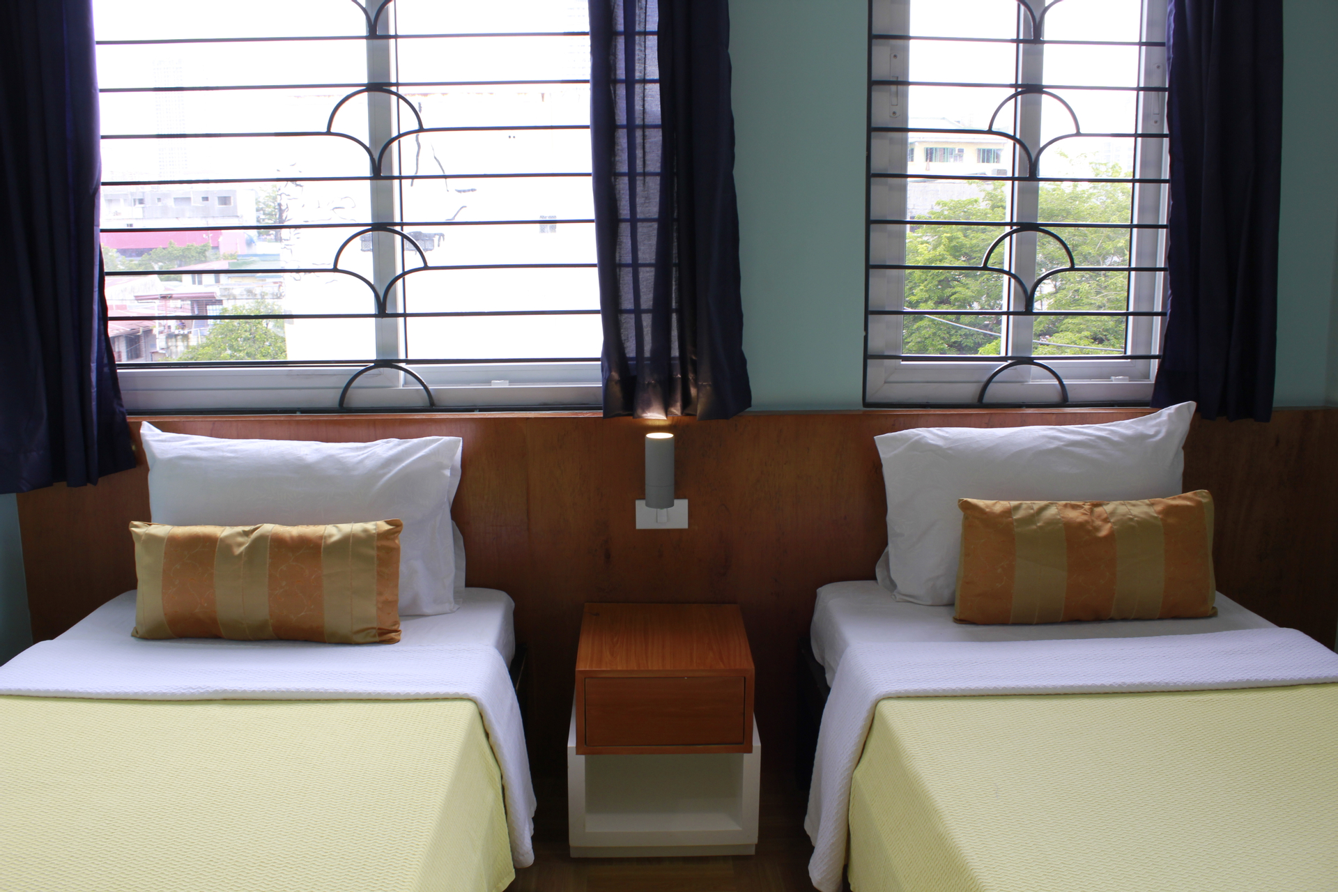 Room 8