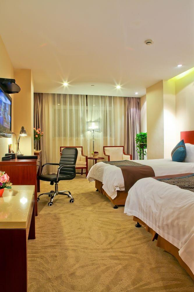 Bedroom 2, Landison Plaza International Hotel Zhenjiang, Zhenjiang