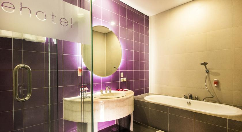 Bedroom 2, favehotel MEX Tunjungan Surabaya, Surabaya
