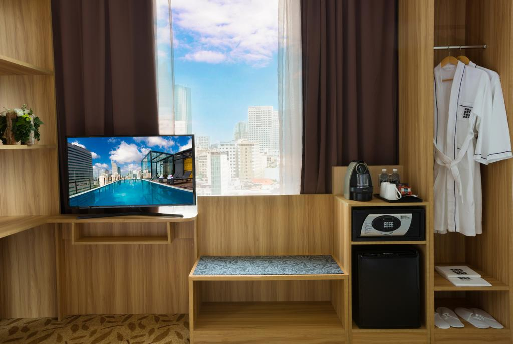 Room 4