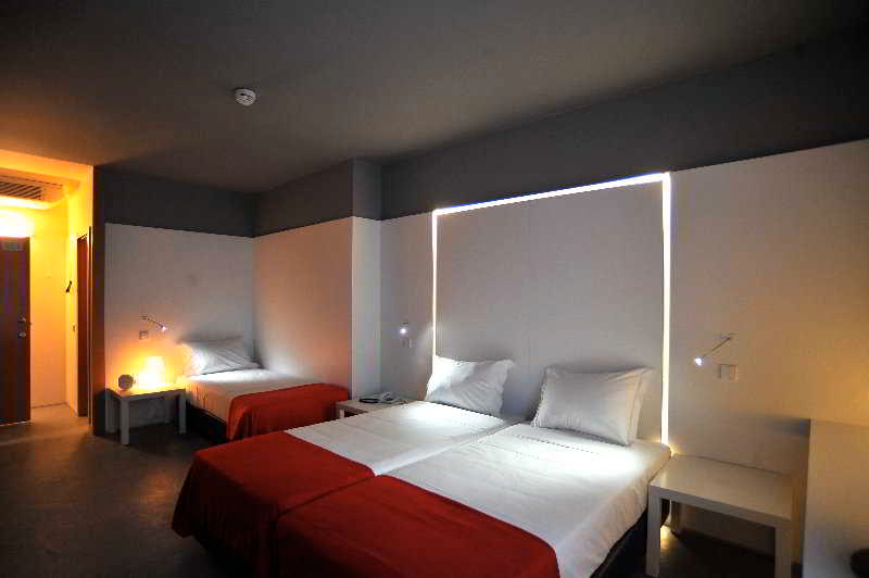 Bedroom 3, Basic Hotel Braga by Axis, Braga