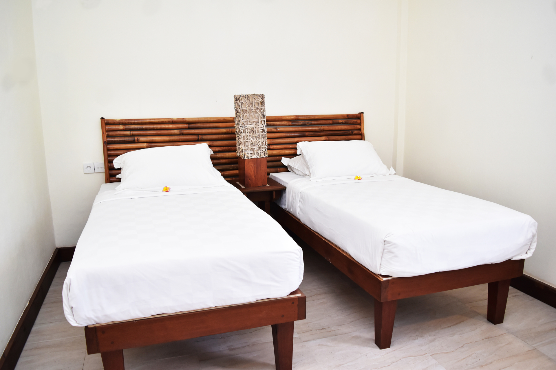 Kamar Standard Double atau Ranjang Lain