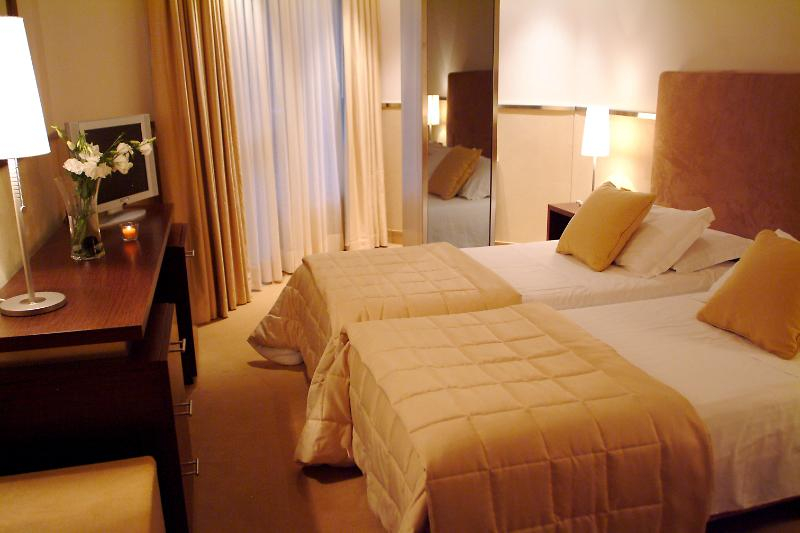 Bedroom 2, Mini Palace Hotel, Viterbo