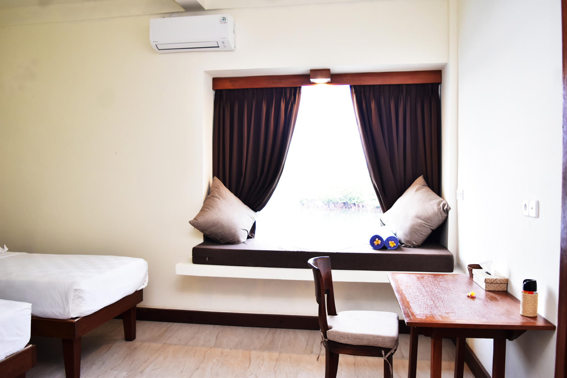 Room 4