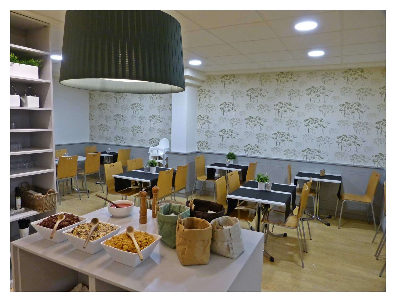 Food & Drinks, Avenida, Zaragoza